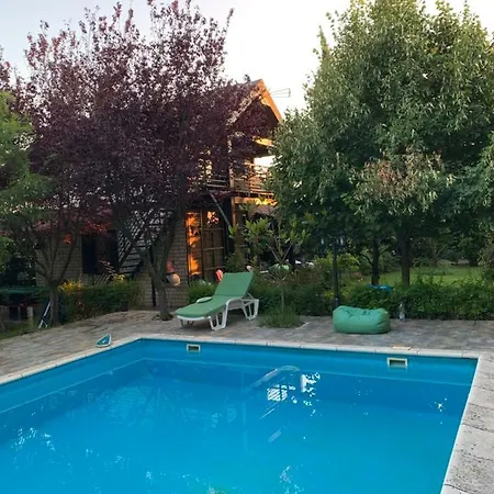 Muzaka Villa *